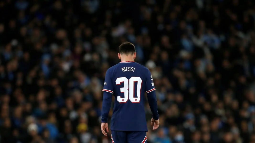 PSG sanciona a Messi