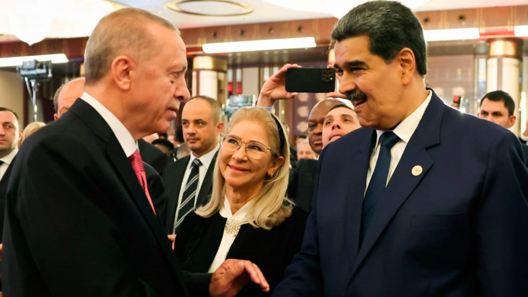 Maduro reunión de Presidentes Erdoğan