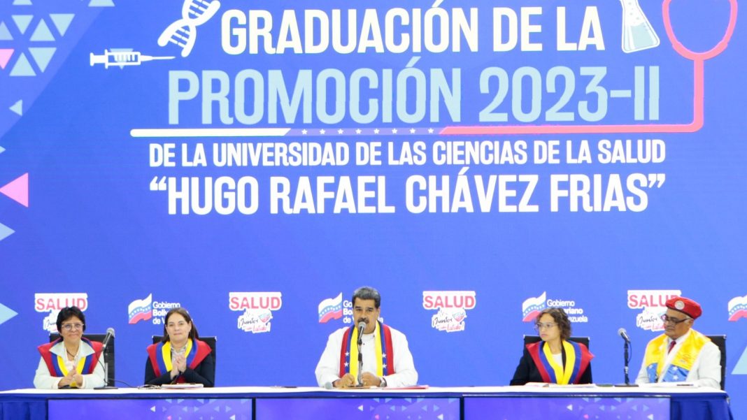 Maduro becas exterior salud