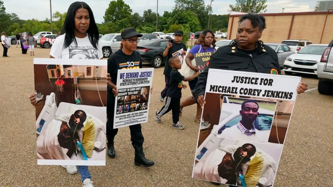 seis policías torturaron dos hombre afroamericanos