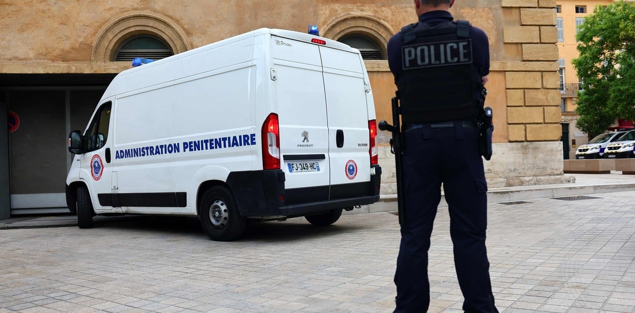 Mujeres Secuestrada Francia Torturada 