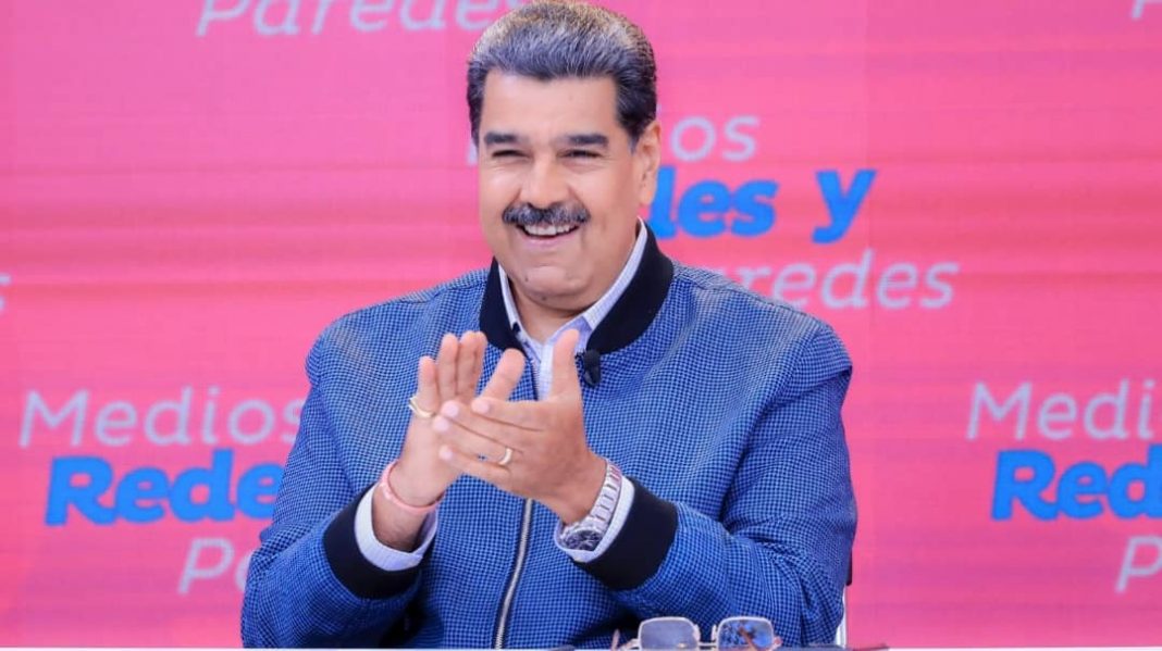 Maduro ganaría elecciones Dataviva