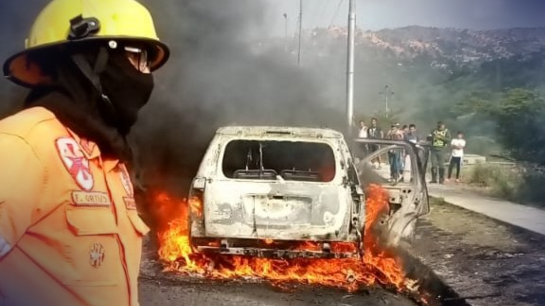 incendio vehículo Caracas
