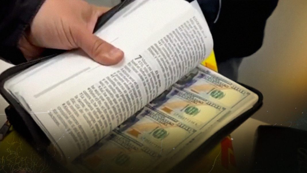 Aduana Argentina $16 mil 800 biblias EE.UU.