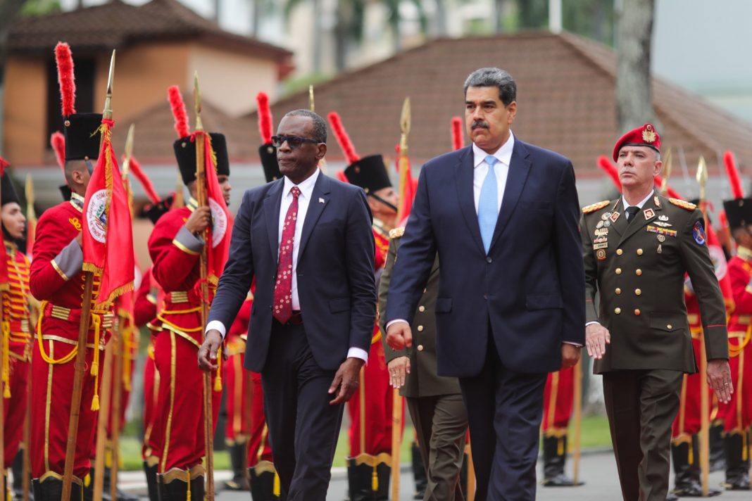 Santa Lucía Venezuela consolidan relaciones