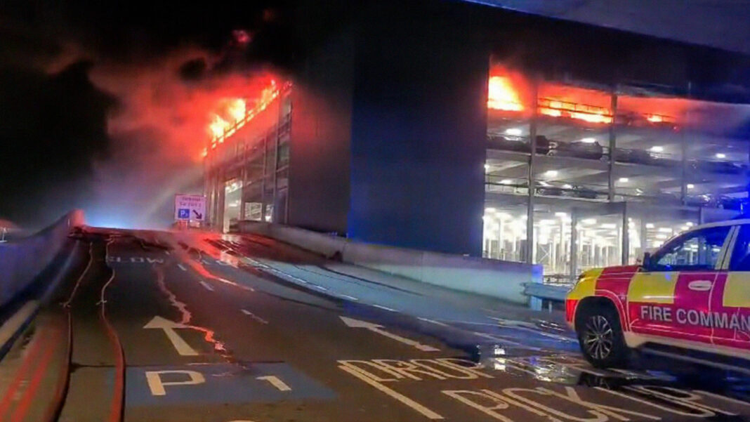 Aeropuerto de Luton suspende vuelos por incendio