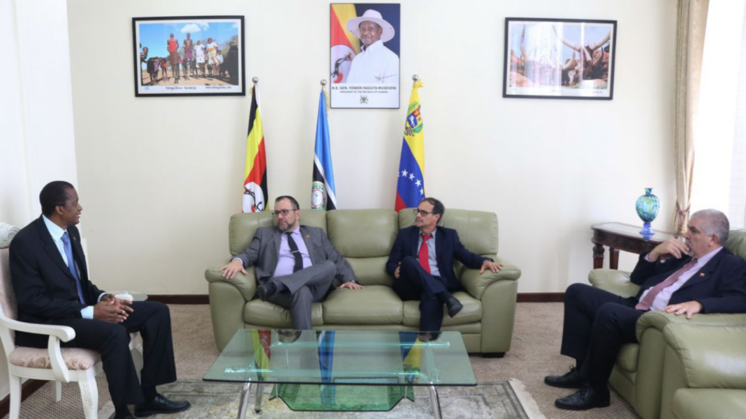 Venezuela Uganda amistad cooperación