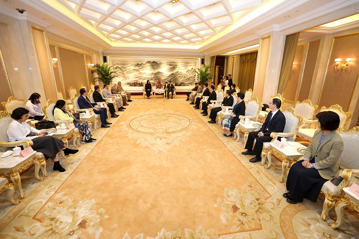 Presidenta TSJ reunión Shanghái