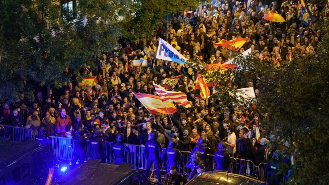 Sede PSOE Manifestaciones Madrid