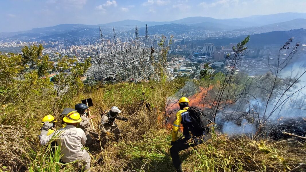 Incendio Waraira Repano Maripérez