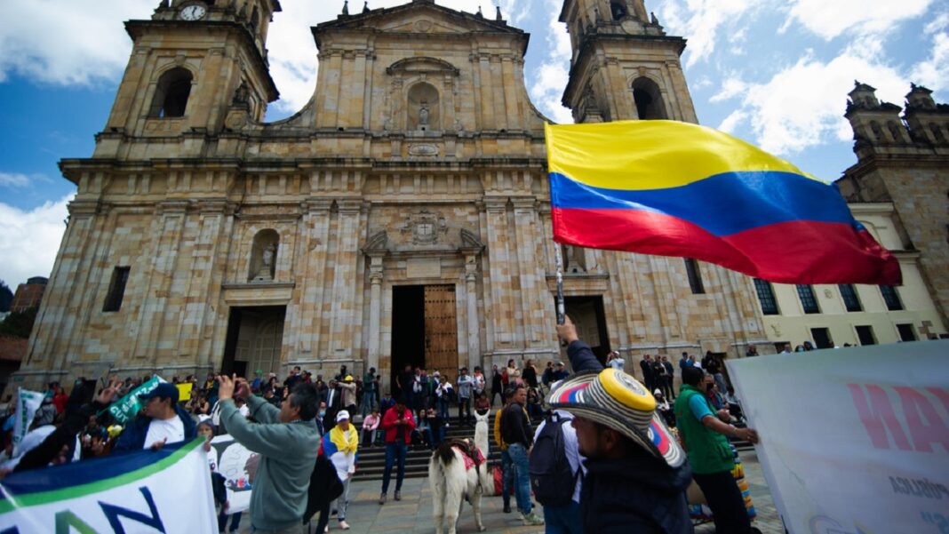 Protestas Colombia Fiscal General