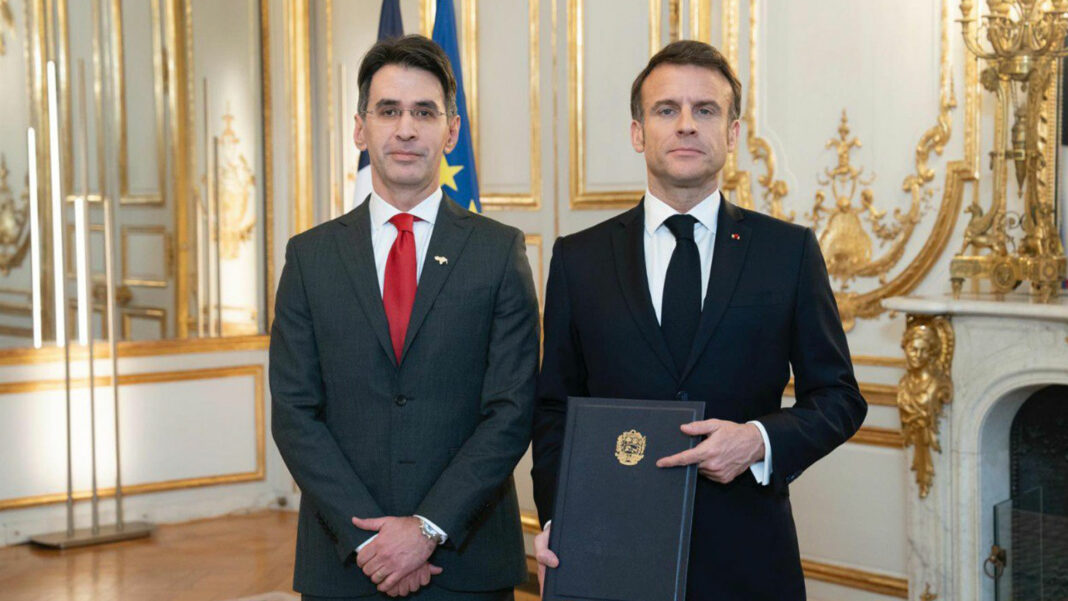 Embajador de Venezuela en Francia presidente Macron