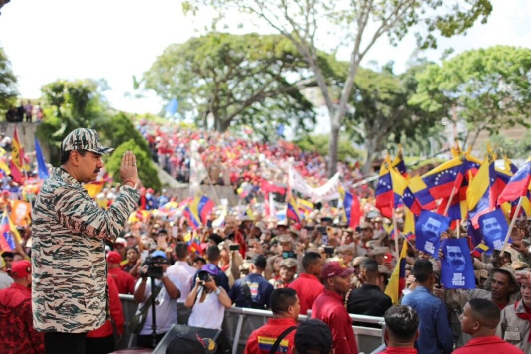 Nicolás Maduro abril