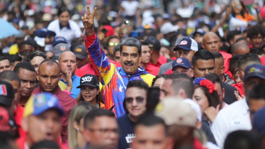 Nicolás Maduro caminata juventud