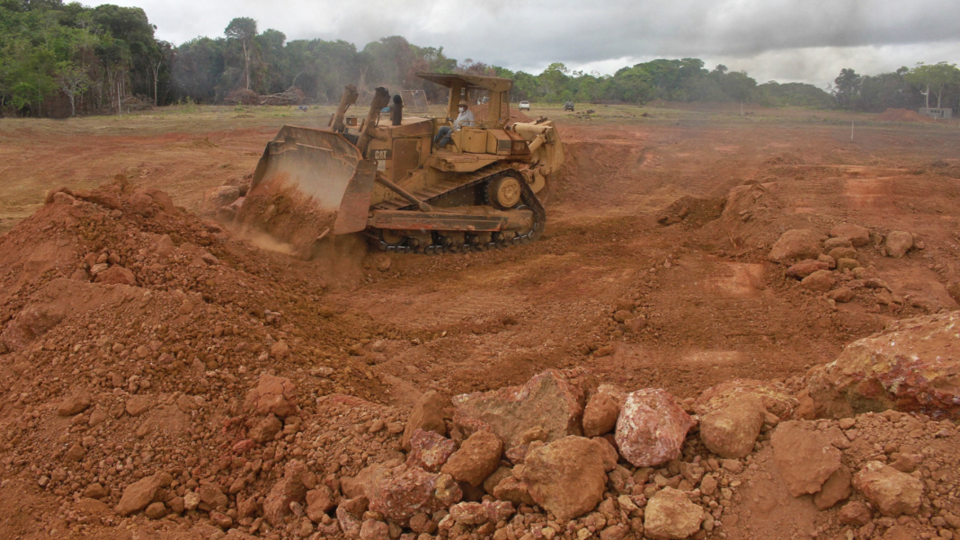 Bauxilum explotación bauxita