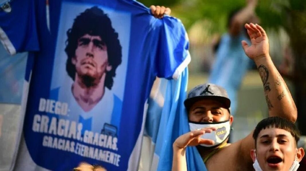 Diego Maradona posponen juicio muerte