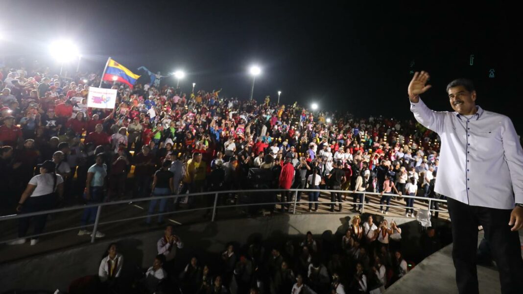 Zulia construcción Monumento La Chinita