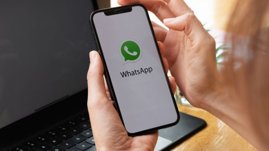 WhatsApp imágenes IA