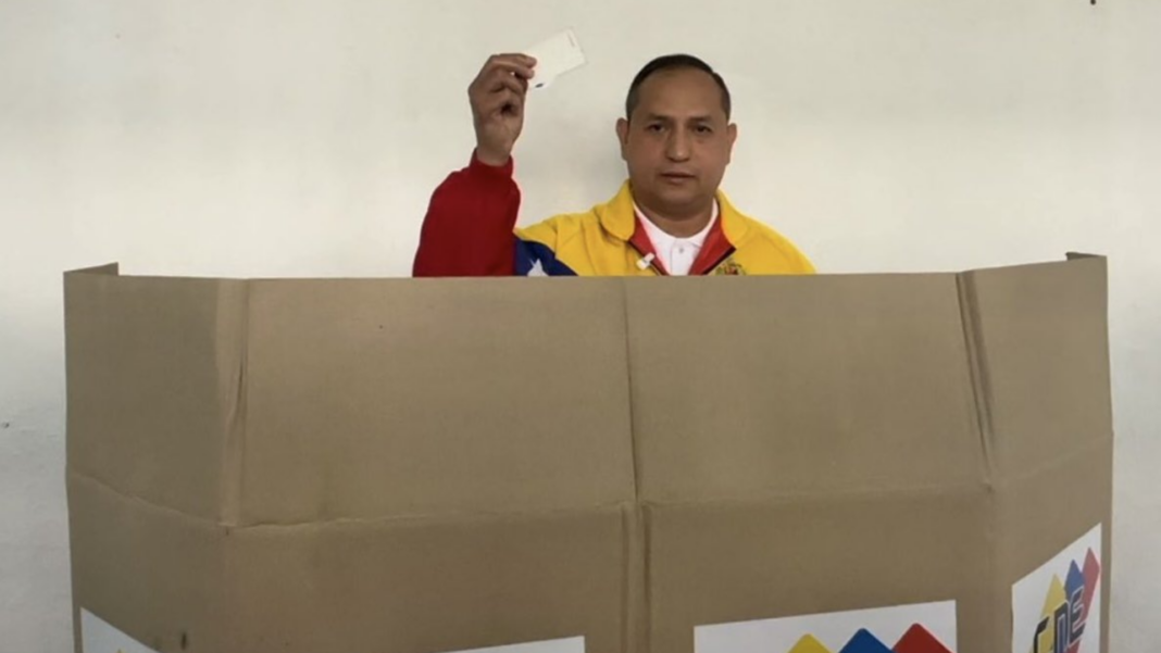 Ministro de Transporte votación masiva