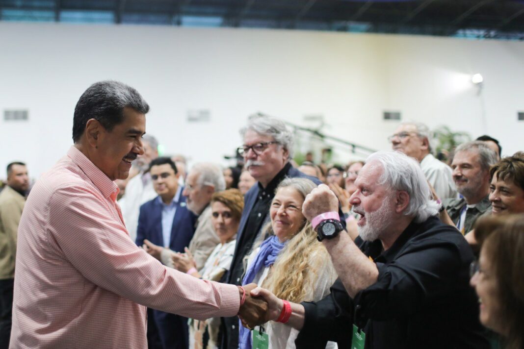 Maduro se reunió con acompañantes internacionales