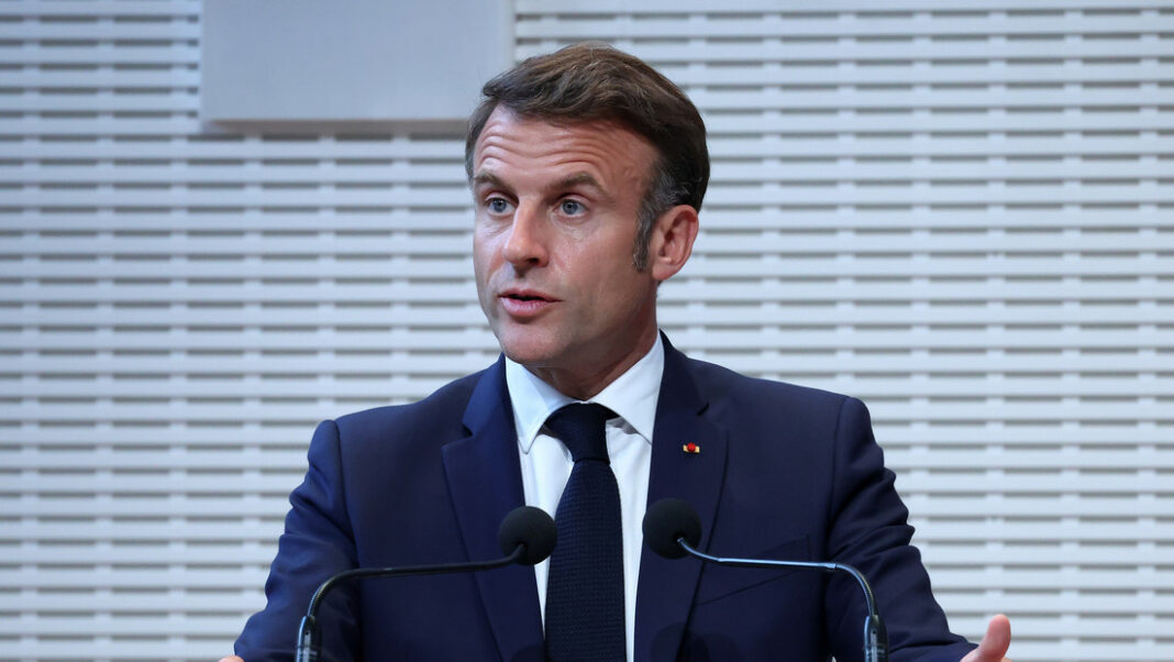 Emmanuel Macron primer ministro de izquierda