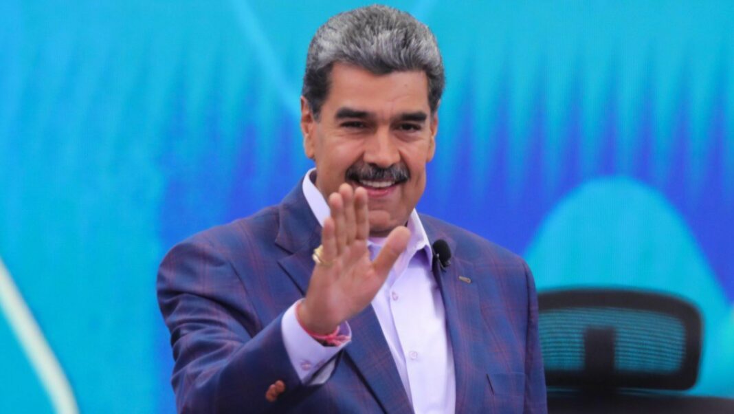 Maduro recaudación tributaria agosto