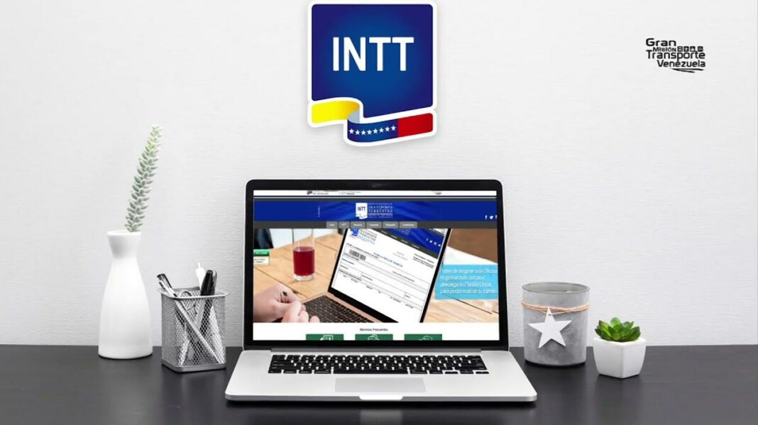 Certificado Registro Vehículo INTT