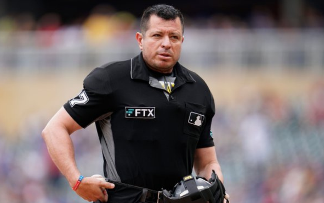 Venezolano Carlos Torres será umpire en la Serie Mundial