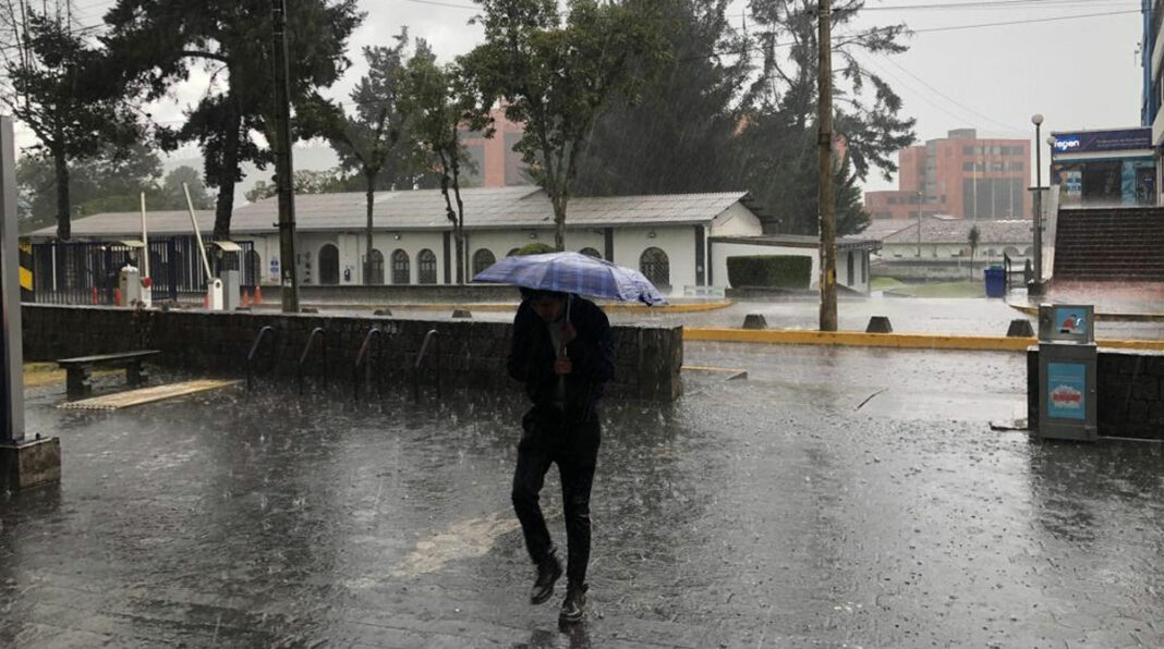 Ecuador registra lluvias tras casi 50 días de extrema sequía