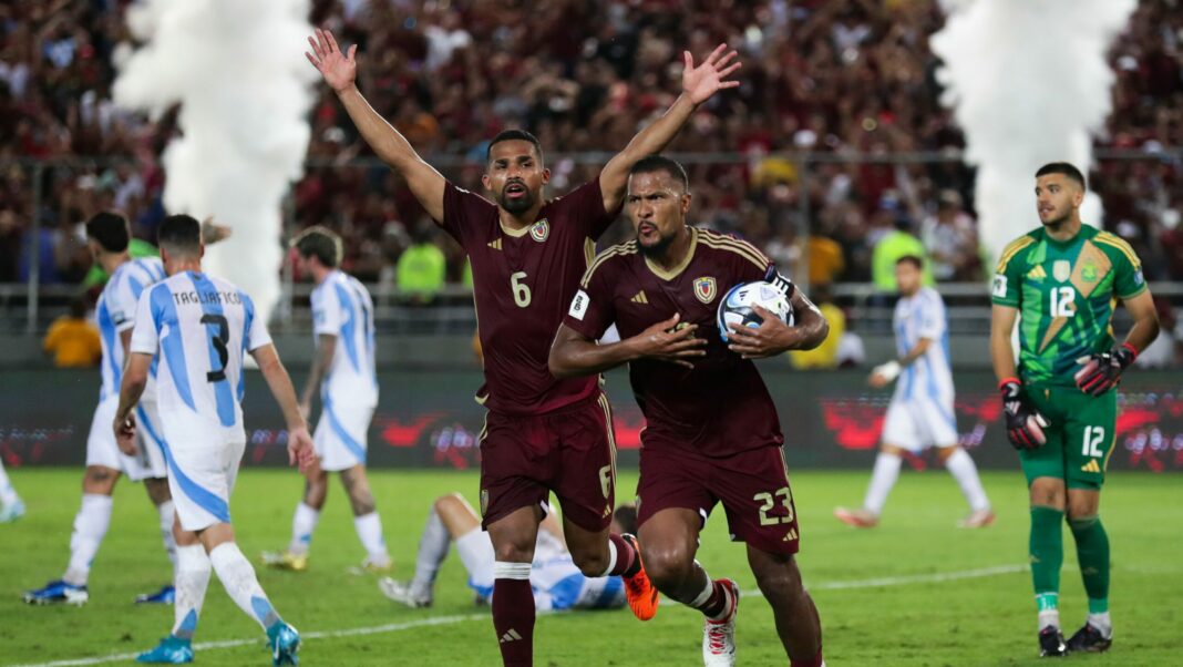 Nicolás Maduro Vinotinto