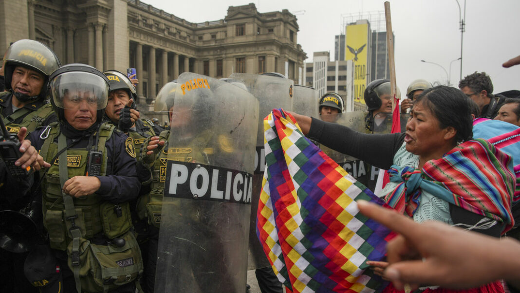 Perú Policía reprimió manifestación 