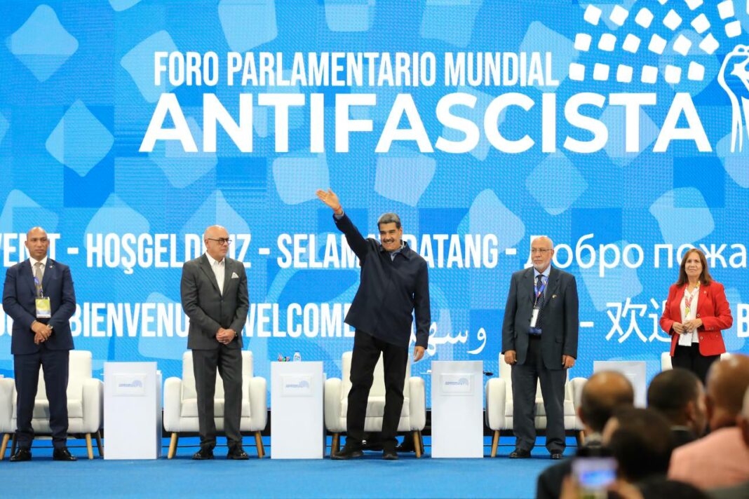 Presidente Nicolás Maduro participa en clausura del Foro Parlamentario Mundial Antifascista