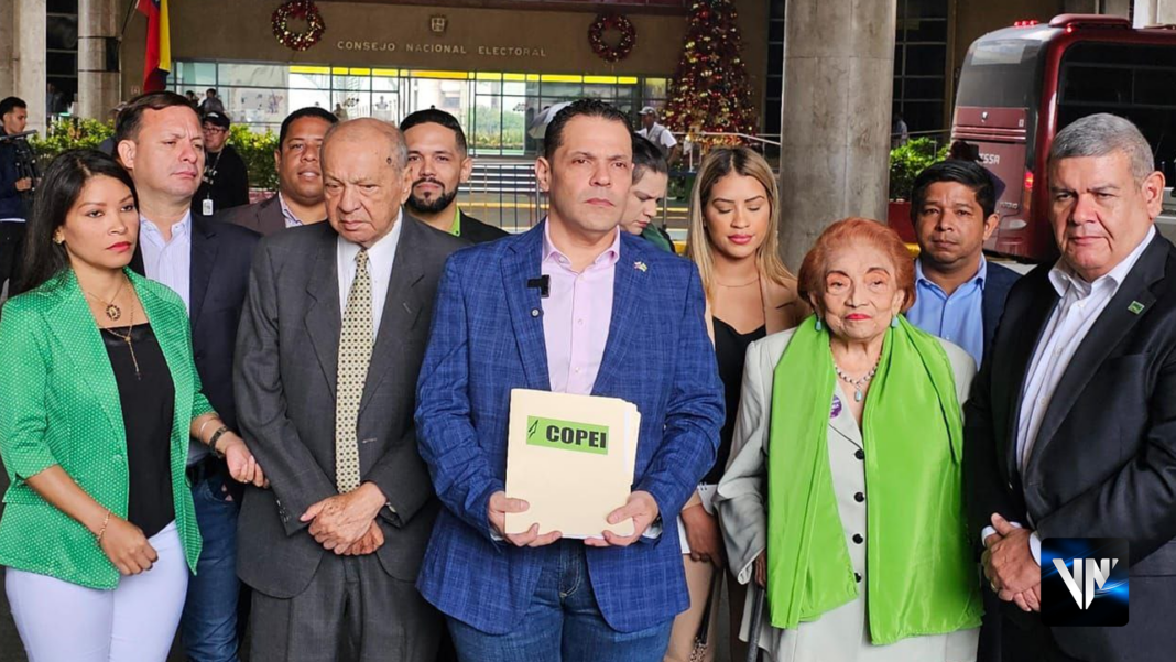 Copei consigna ante el CNE postulados oficiales a la Convención Nacional de enero 2025