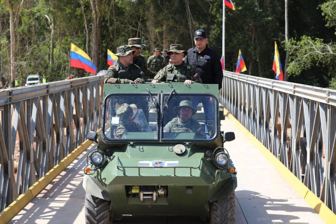 puente en Isla de Anacoco Guayana esequiba