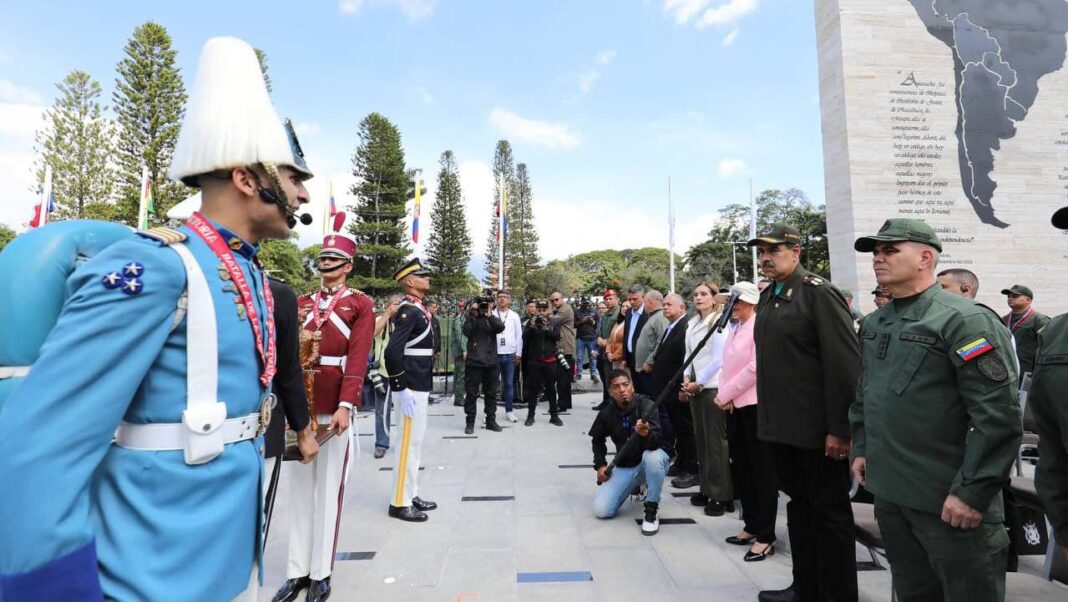 Nicolás Maduro, agradeció a la Fuerza Armada Nacional Bolivariana (FANB) la unidad y el esfuerzo que sus hombres y mujeres realizaron durante todo 2024 para garantizar la defensa integral de nuestro territorio y soberanía.