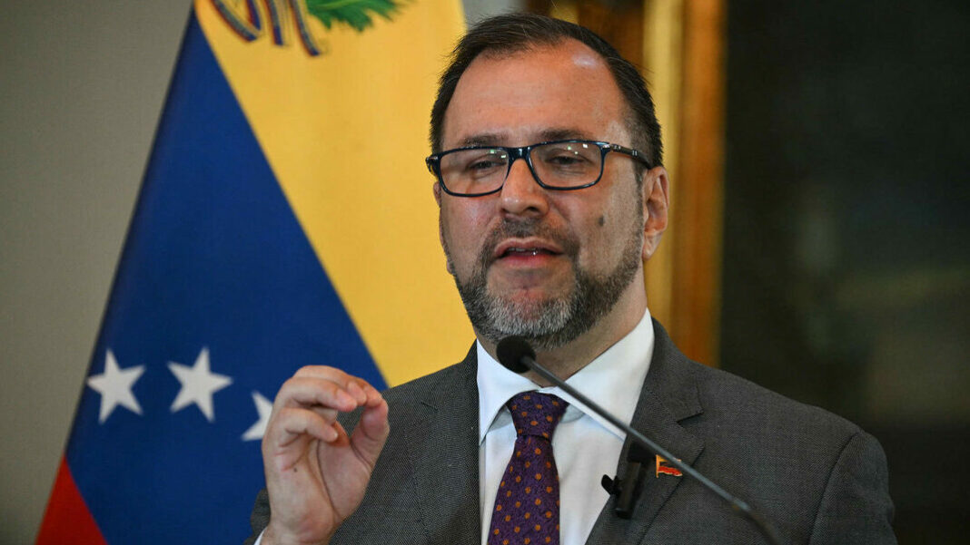 Canciller Gil Cartas Credenciales Serbia