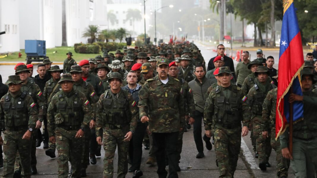 Nicolás Maduro Escudo Bolivariano 2025