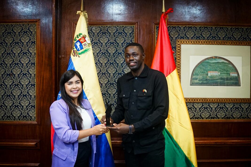 República de Guinea-Bisáu y Venezuela ampliarán relaciones bilaterales en materia de juventud