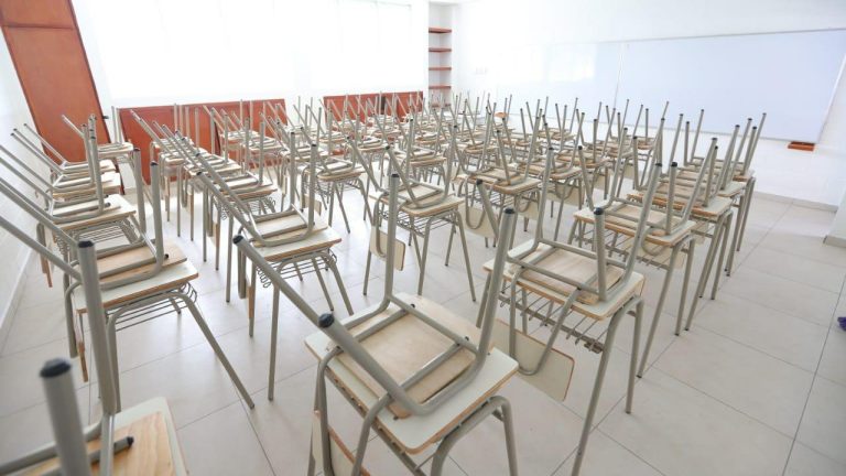 El Salvador clases tormenta Cristina
