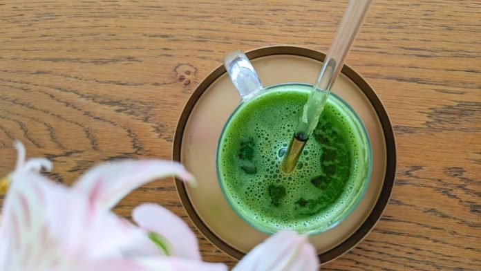 Entérate de cuál es el jugo natural que limpia los riñones fácil y rápido: así debes ingerirlo para aprovechar su efecto jugo natural limpia riñones