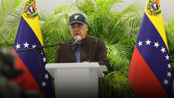 Gobierno Nacional reporta 30 mil afectados en Caraballeda y Catia La Mar por sismos del 24J Gobierno Nacional reporta 30 mil afectados en Caraballeda y Catia La Mar