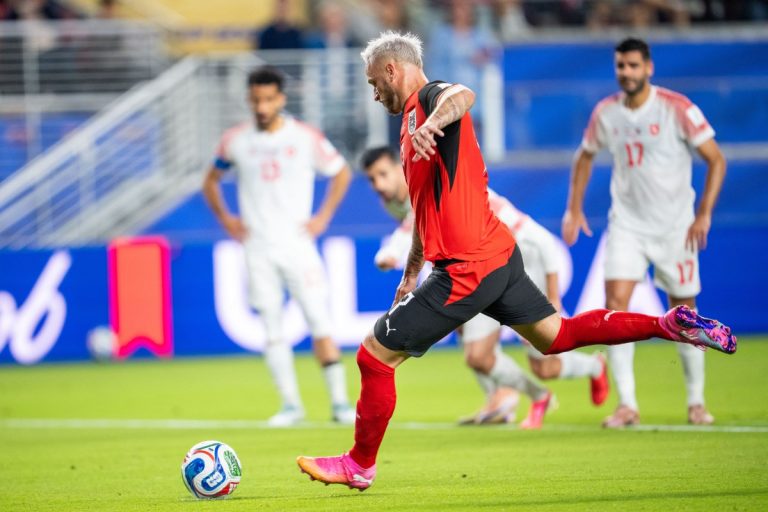Austria se impone 3-1 frente a Jordania por el Grupo J