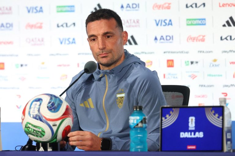 «Mucha fuerza al pueblo venezolano»: el mensaje de los argentinos Scaloni y Tagliafico (+Video)