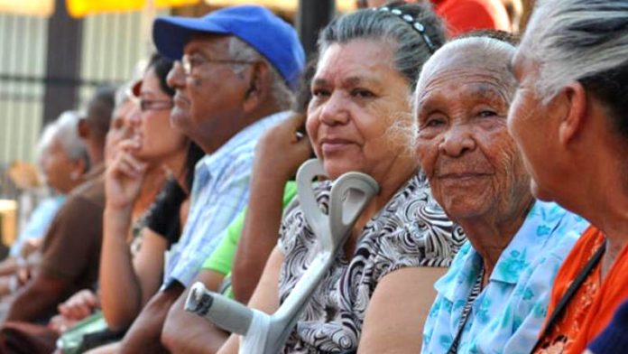 Gobierno Nacional anuncia lanzamiento del Plan AMA para la protección del adulto mayor campaña plan AMA