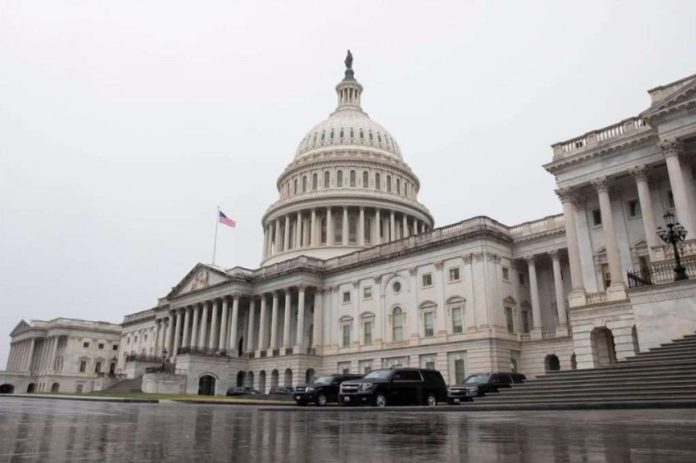 Congreso de EEUU desafía políticas militares de Trump hacia Irán mientras Teherán busca aliados en Omán Congreso EEUU Irán Trump
