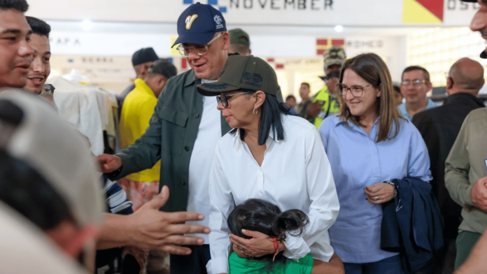 Delcy Rodríguez Visita campamento Catia La Mar