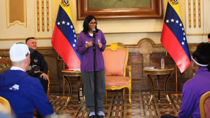 Delcy Rodríguez campeones baloncesto