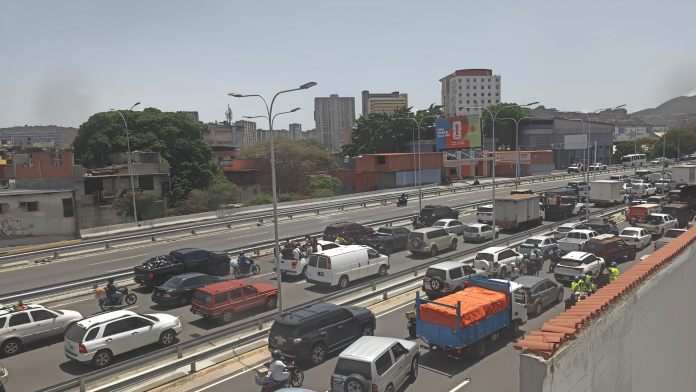 Delcy Rodríguez despeje Caracas La Guaira