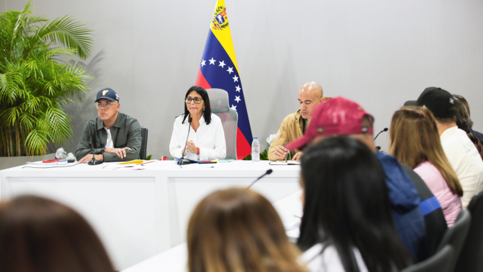 Delcy Rodríguez expertos vivienda