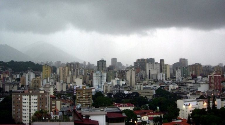 Inameh Tiempo Clima Lluvias Chubascos Ondas Tropicales Gran Caracas